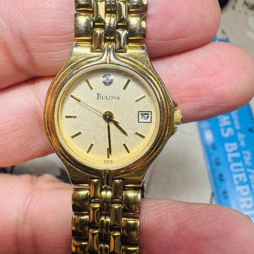 Vintage Bulova Women's Quartz Diamond Accent Gold Tone Ladies Analog Watch - Picture 14 of 15